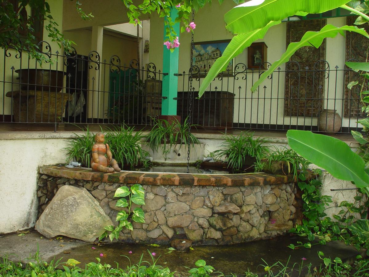 Hotel El Convento Leon Nicaragua エクステリア 写真