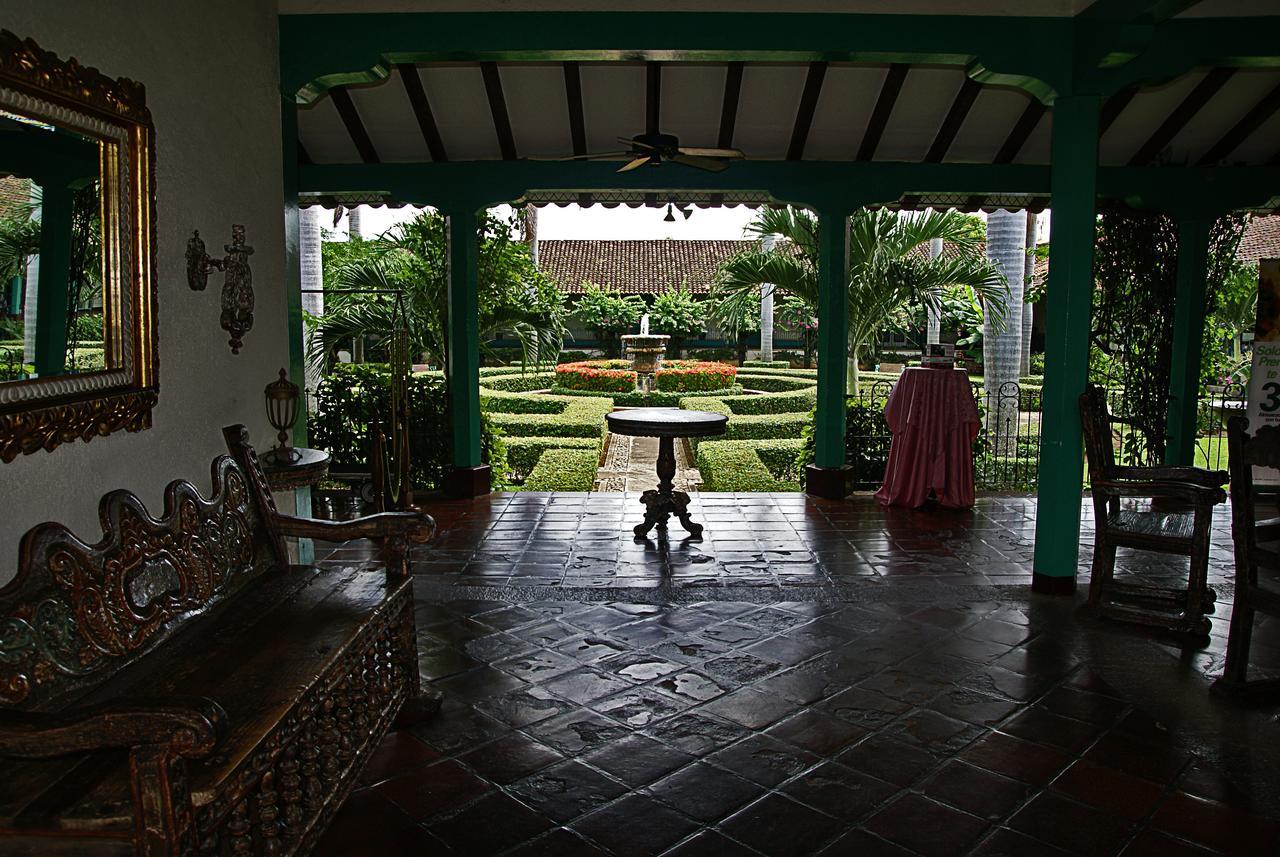 Hotel El Convento Leon Nicaragua エクステリア 写真