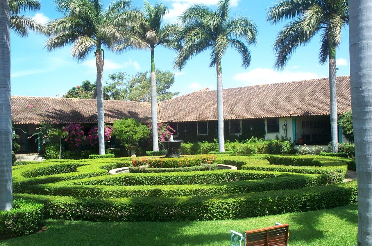 Hotel El Convento Leon Nicaragua エクステリア 写真