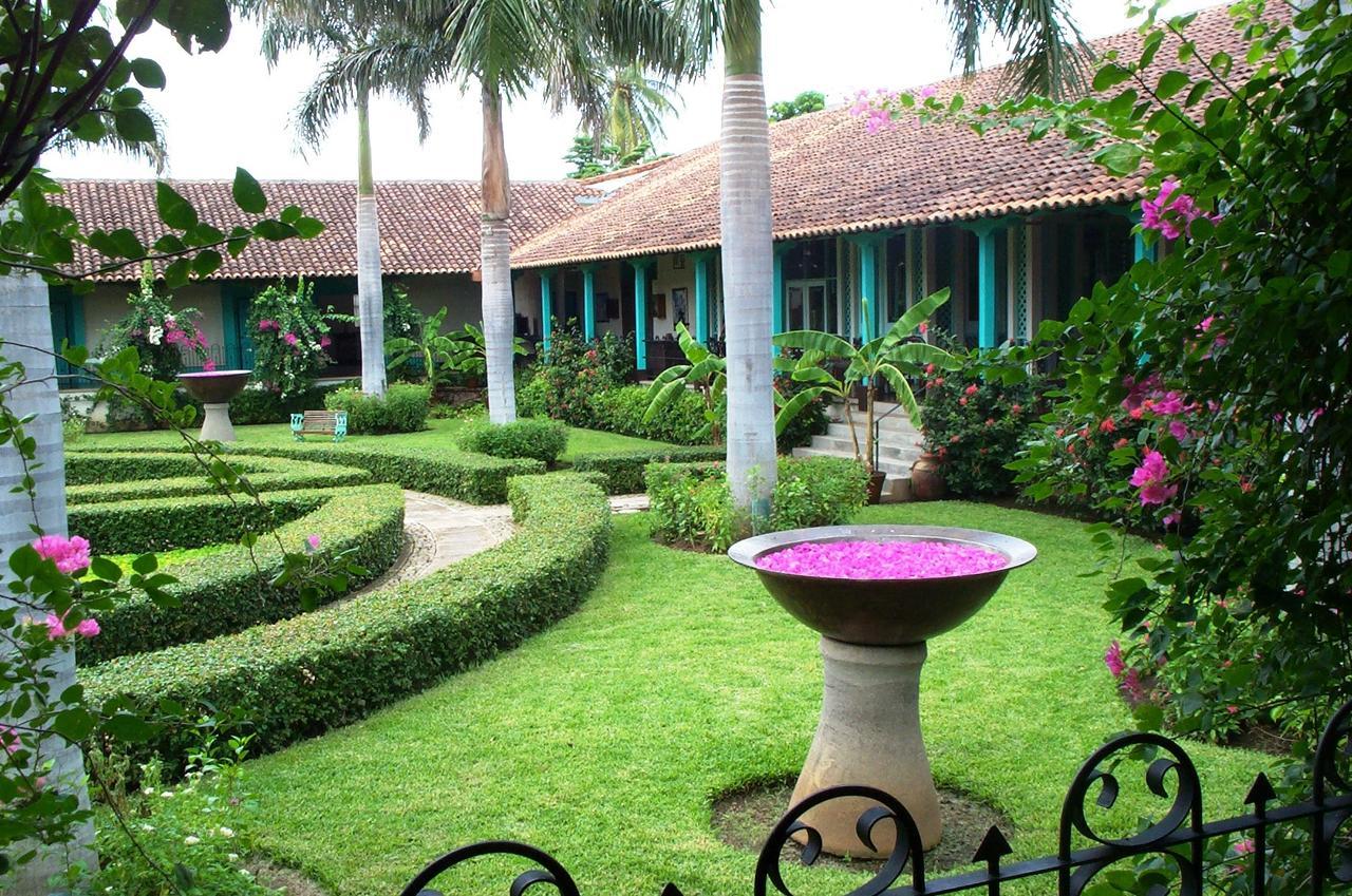 Hotel El Convento Leon Nicaragua エクステリア 写真