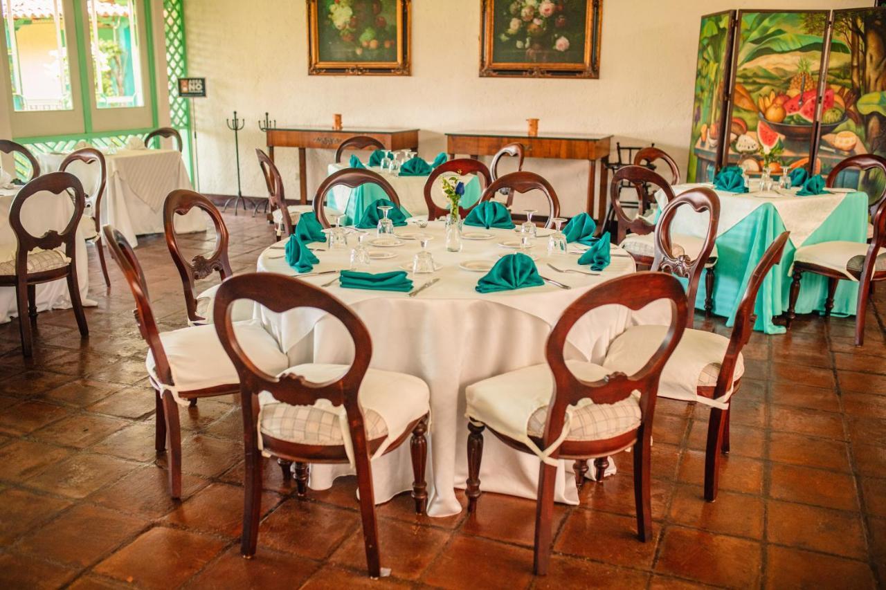 Hotel El Convento Leon Nicaragua エクステリア 写真