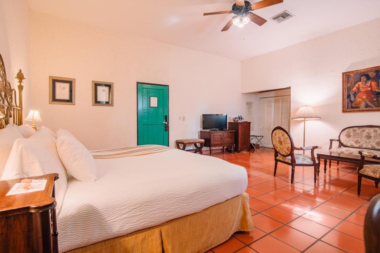 Hotel El Convento Leon Nicaragua エクステリア 写真