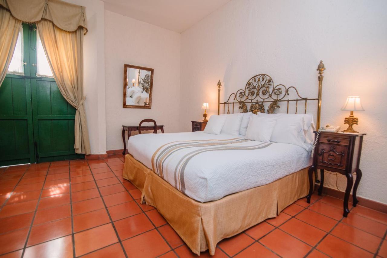 Hotel El Convento Leon Nicaragua エクステリア 写真